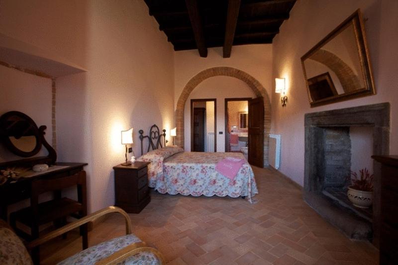 Palazzo Orsini Bed and Breakfast Bomarzo Kamer foto
